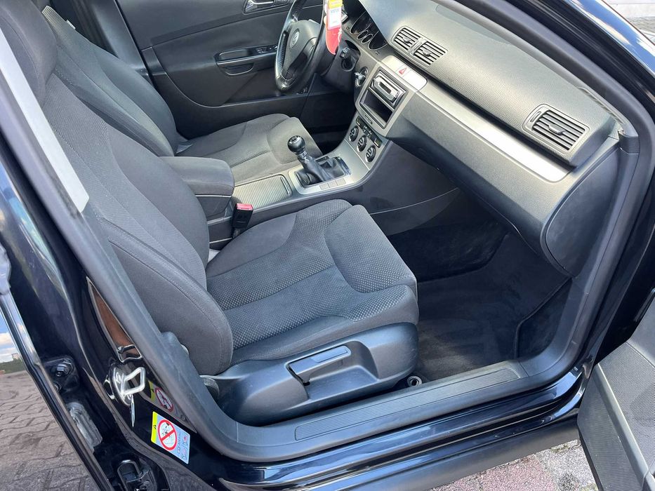 Volkswagen Passat 2.0 FSI  2006rok  188 000 km