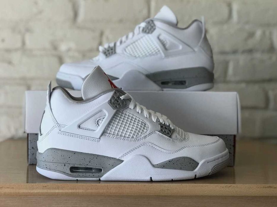 Jordan_4_Retro_White_Oreo R.40