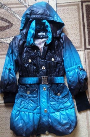 Куртка весна/осень на девочку размер 158см -  200 грн