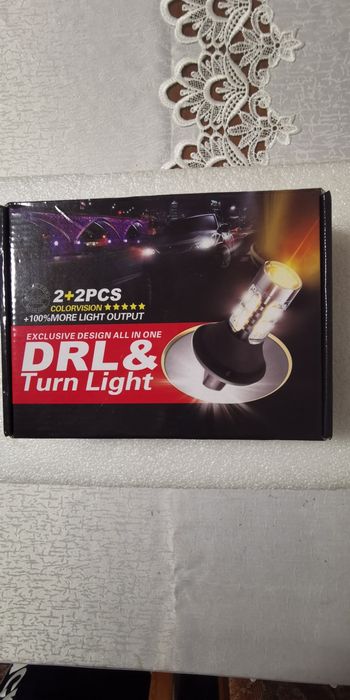 Денні ходові вогні в поворотники