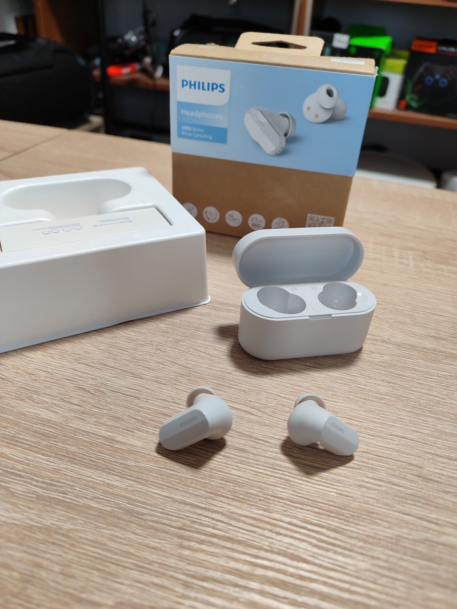 Навушники Philips TAT3508 White