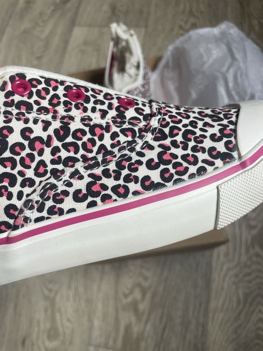 Кеди весняні літні неймовірні