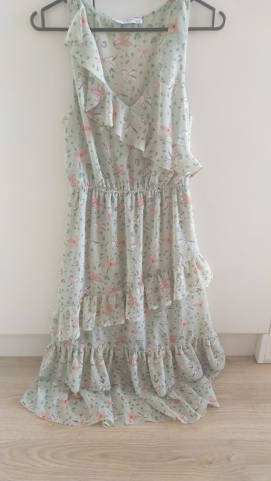 Sukienka Reserved XS