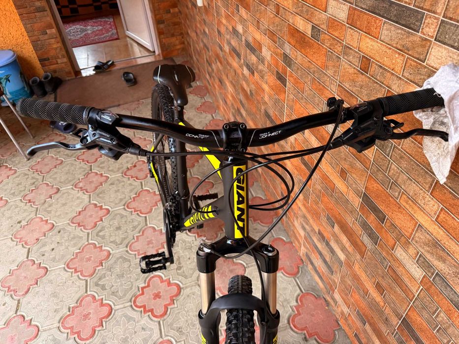 Велосипед GIANT Talon 27.5"L" Shimano DEORE, SR Suntour XCR Воздух