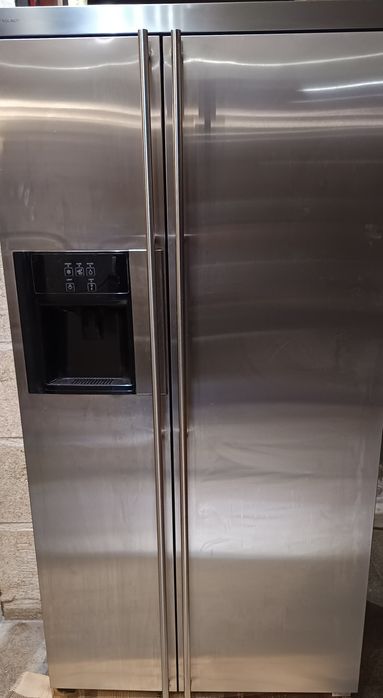 Frigorífico americano