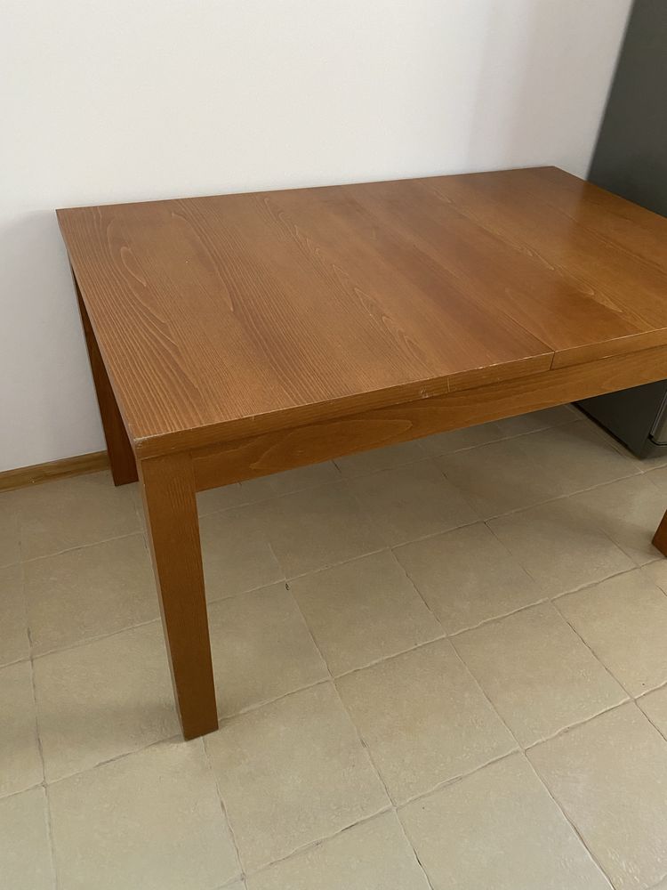 Drewniany rozkladany stol 90x120