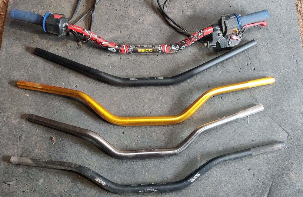 Руль, кермо мотоцикла, квадроцикла 28/22