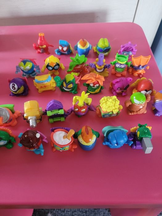 Figurki Super zings