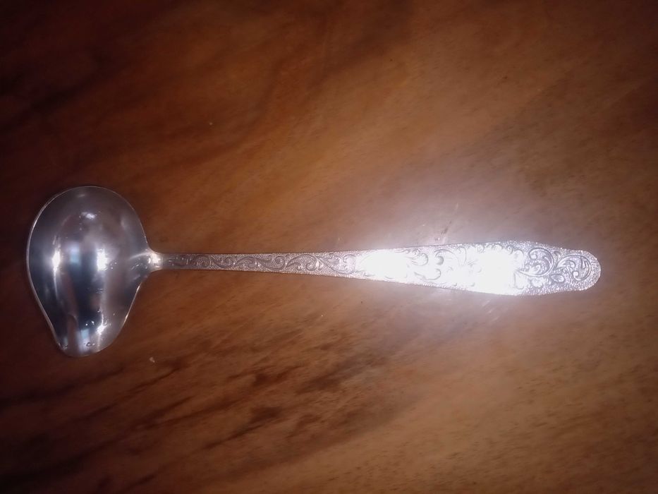 Łyżka do sosu ze stali nierdzewnej, ruska