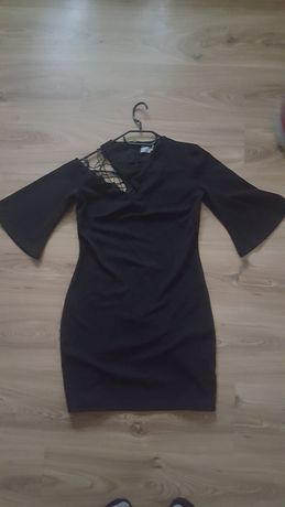 Sukienka Asos czarna rozszerzane rękawy rozmiar M-L do pracy
