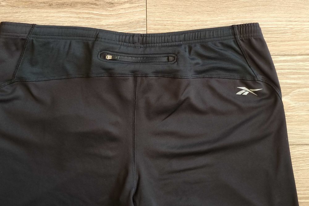 Krótkie spodenki Reebok VTC Short Tight K40623 Play Dry legginsy XL