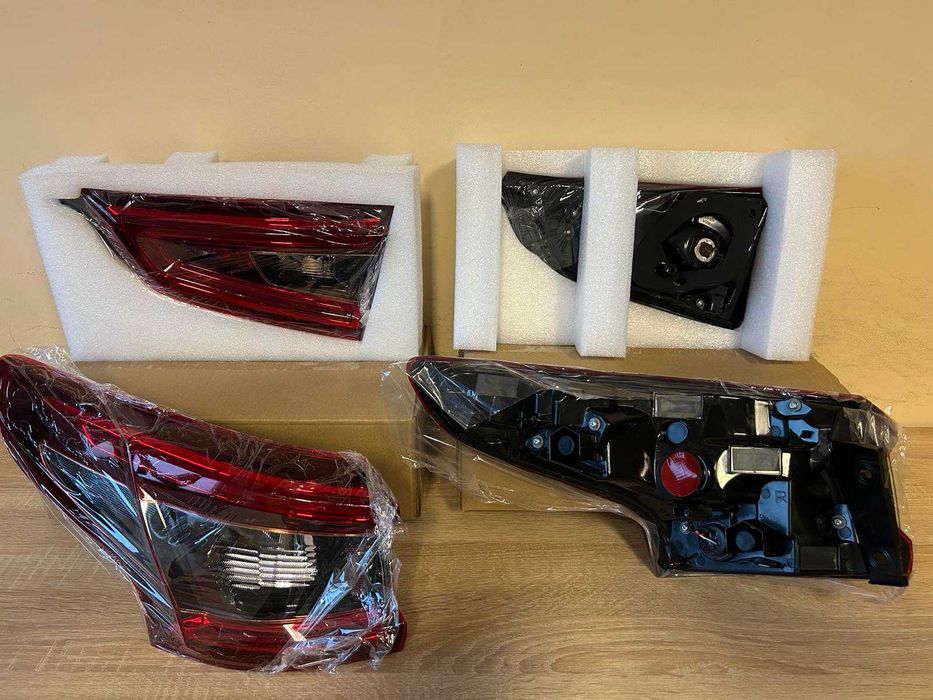 Фари - Стопи задні Nissan Rogue Sport -Qashqai J11 2017-2021