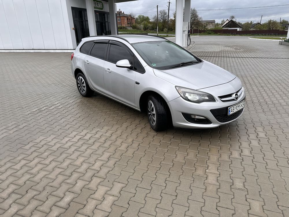 Opel Astra j 2013