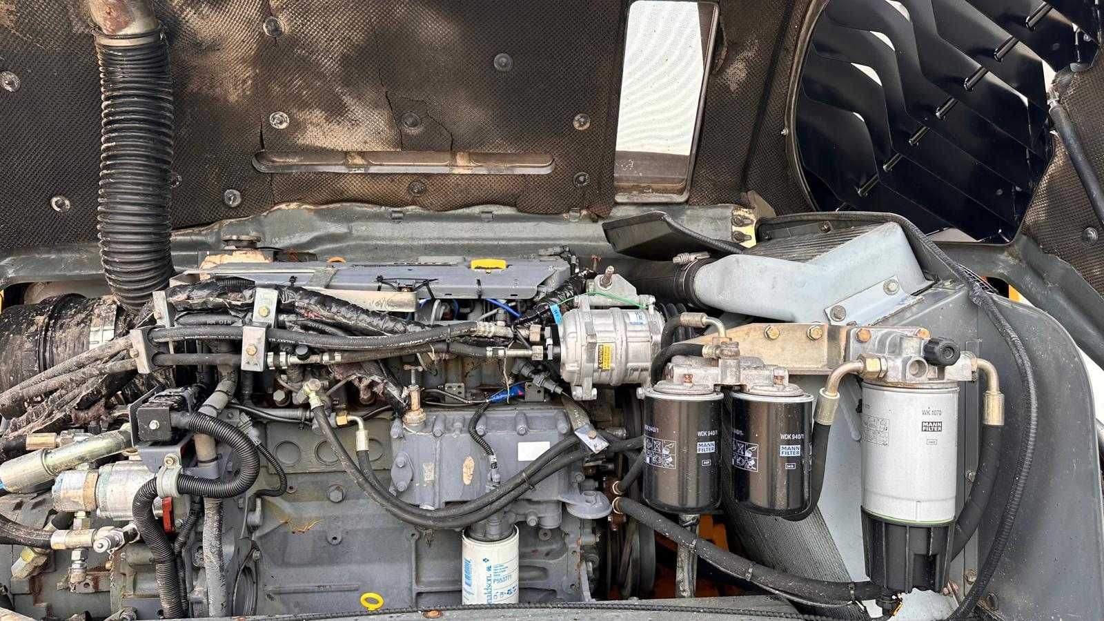 Koparka Liebherr A316 Stacja Demontażu złom auta Pojazdów Recykling