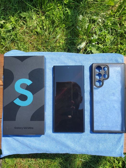 Продам флагман Samsung S22 Ultra 12/512
