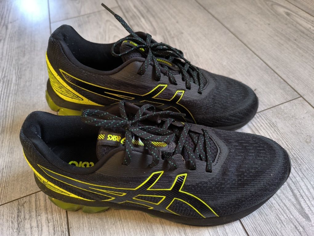 Asics quantum 180 r. 44/28