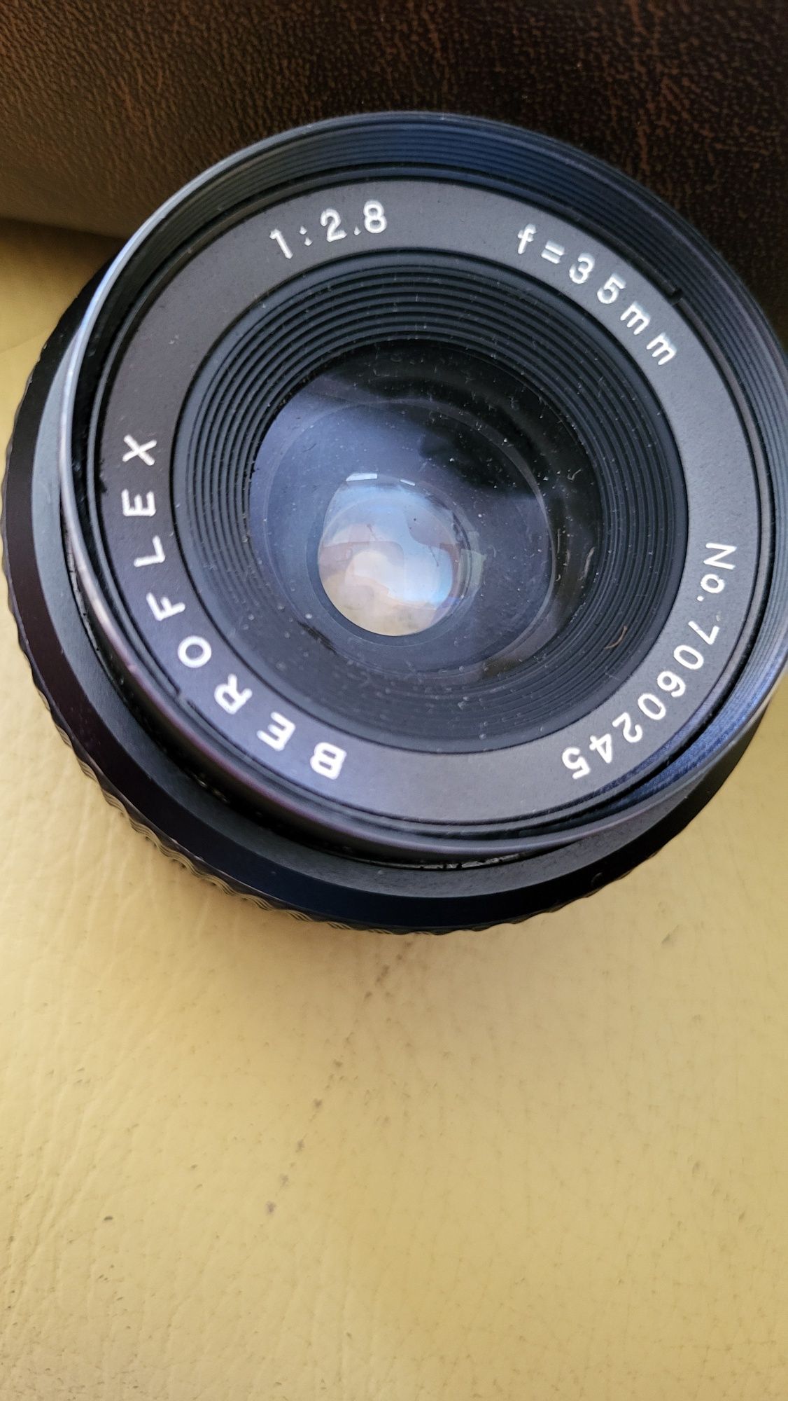 Praktica Super TL 1000 kolmpet