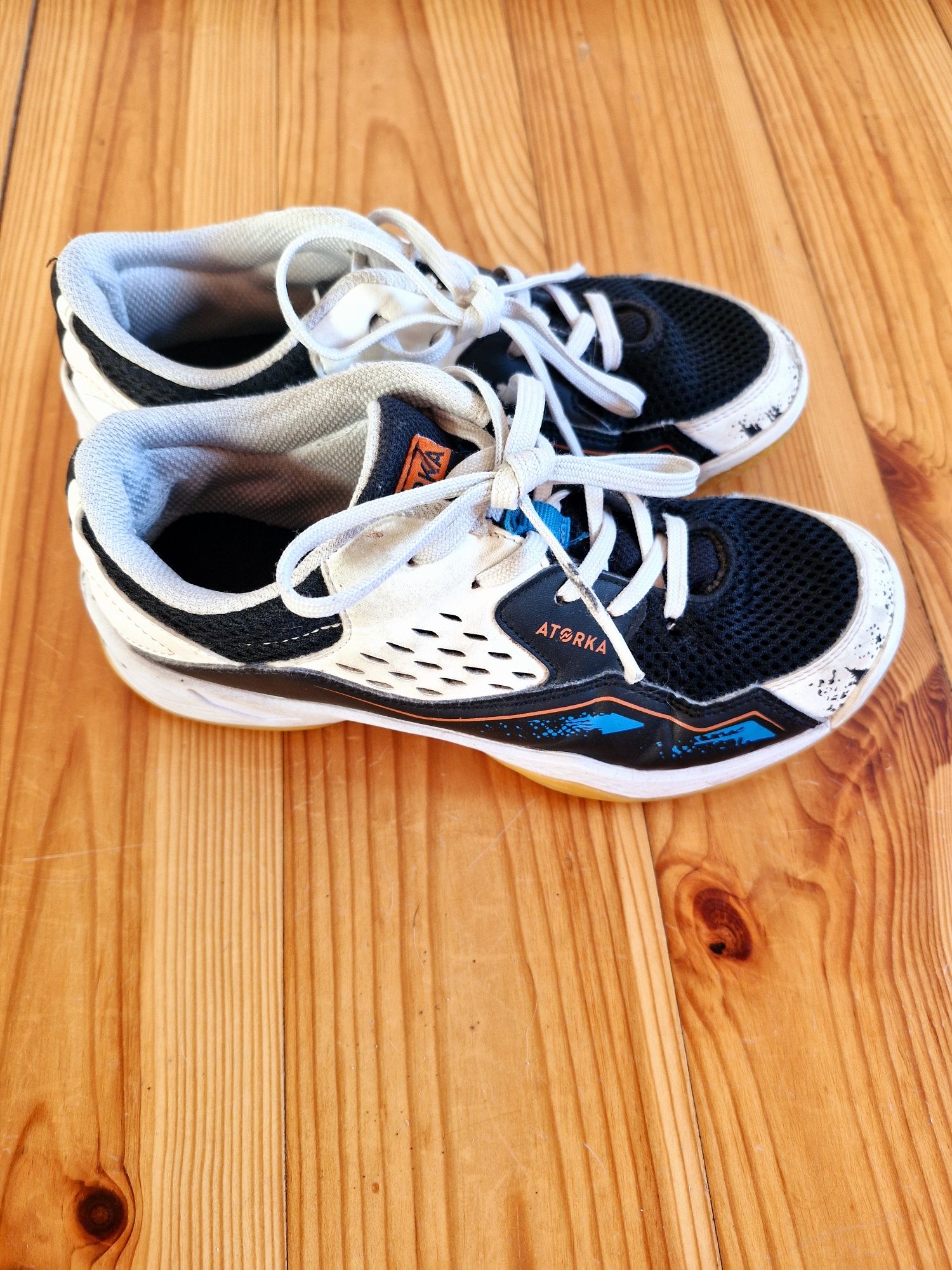 Buty halowe r36-37