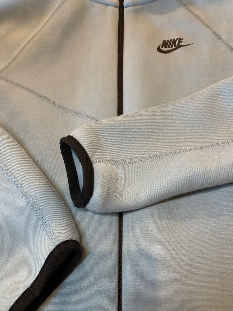 Nike tech fleece 147-158