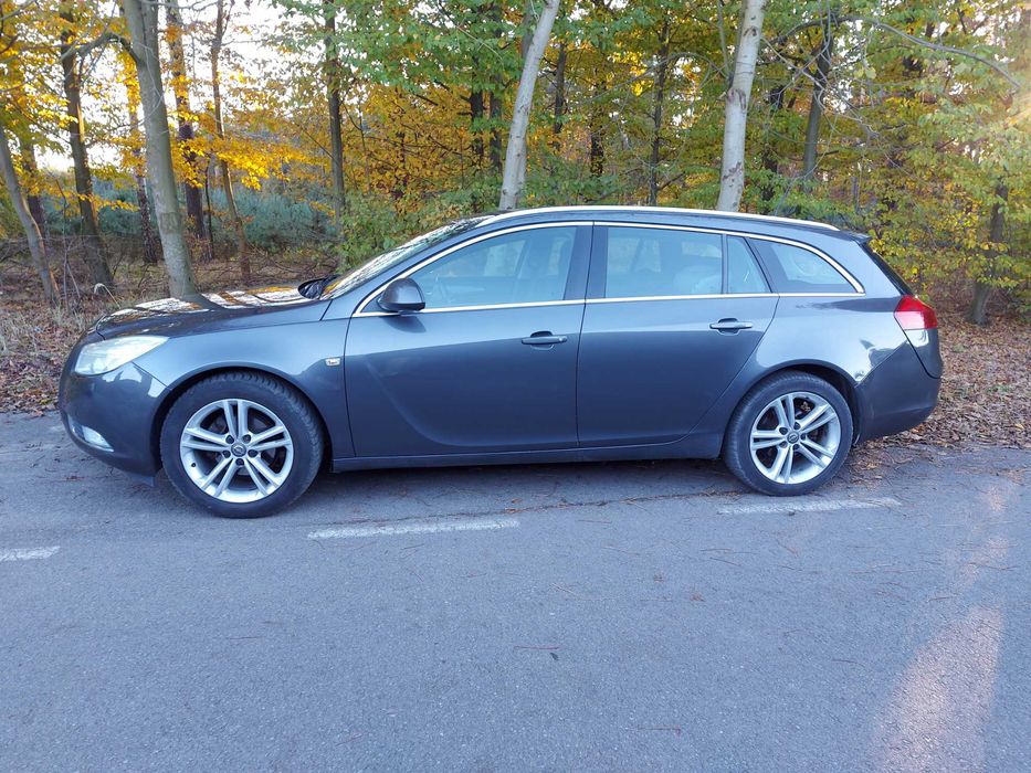 Opel Insignia A KOMBI 2.0CDTI 130KM Klimatyzacja PDC Alufelgi 17''