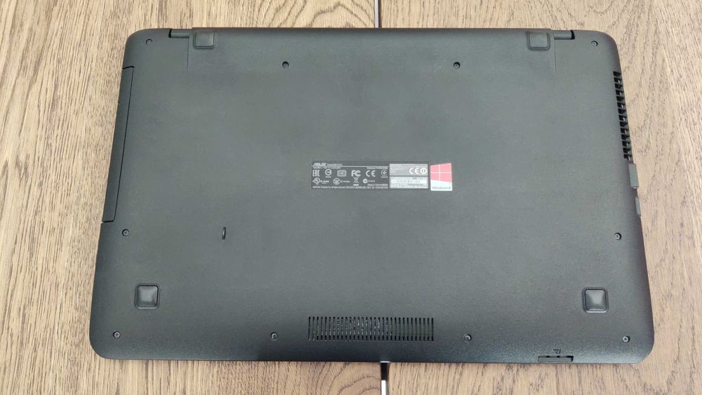 Portátil ASUS X751L