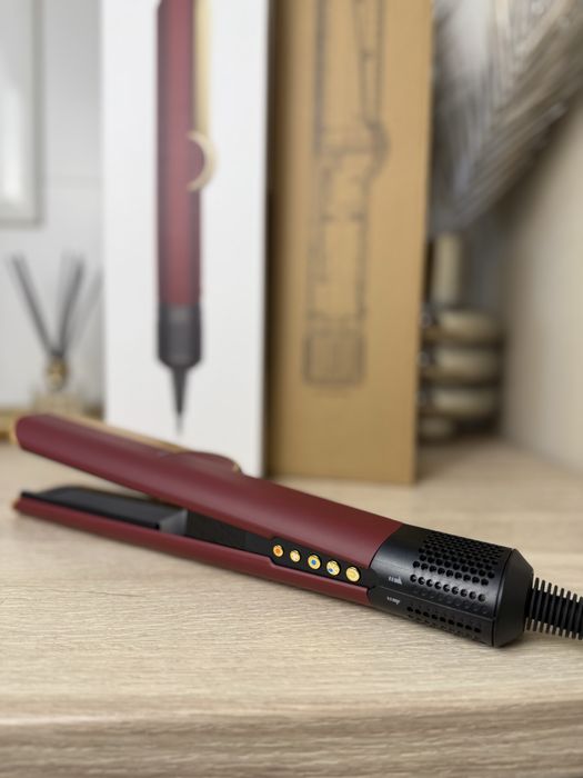 Dyson Airstrait HT-01 Velvet Red/Gold — стайлер утюжок фен для волосся