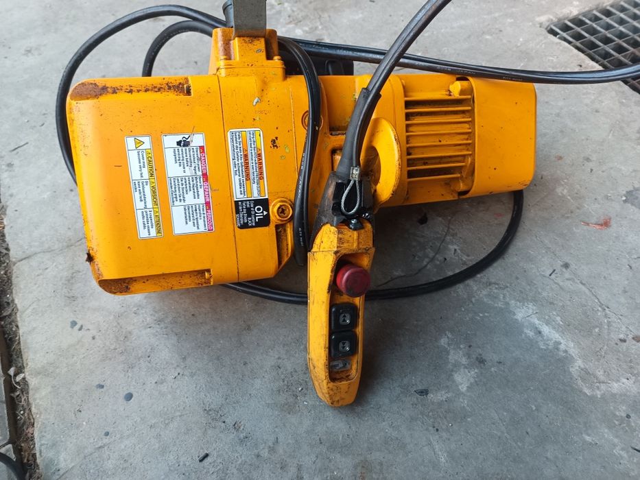 Wciągarka elektryczna 250 kg