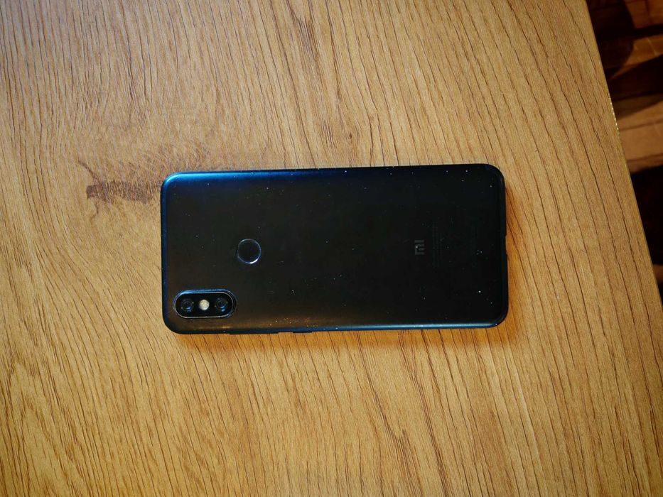 Smartphone Xiaomi mi a2 para peças ou reparação (android one)