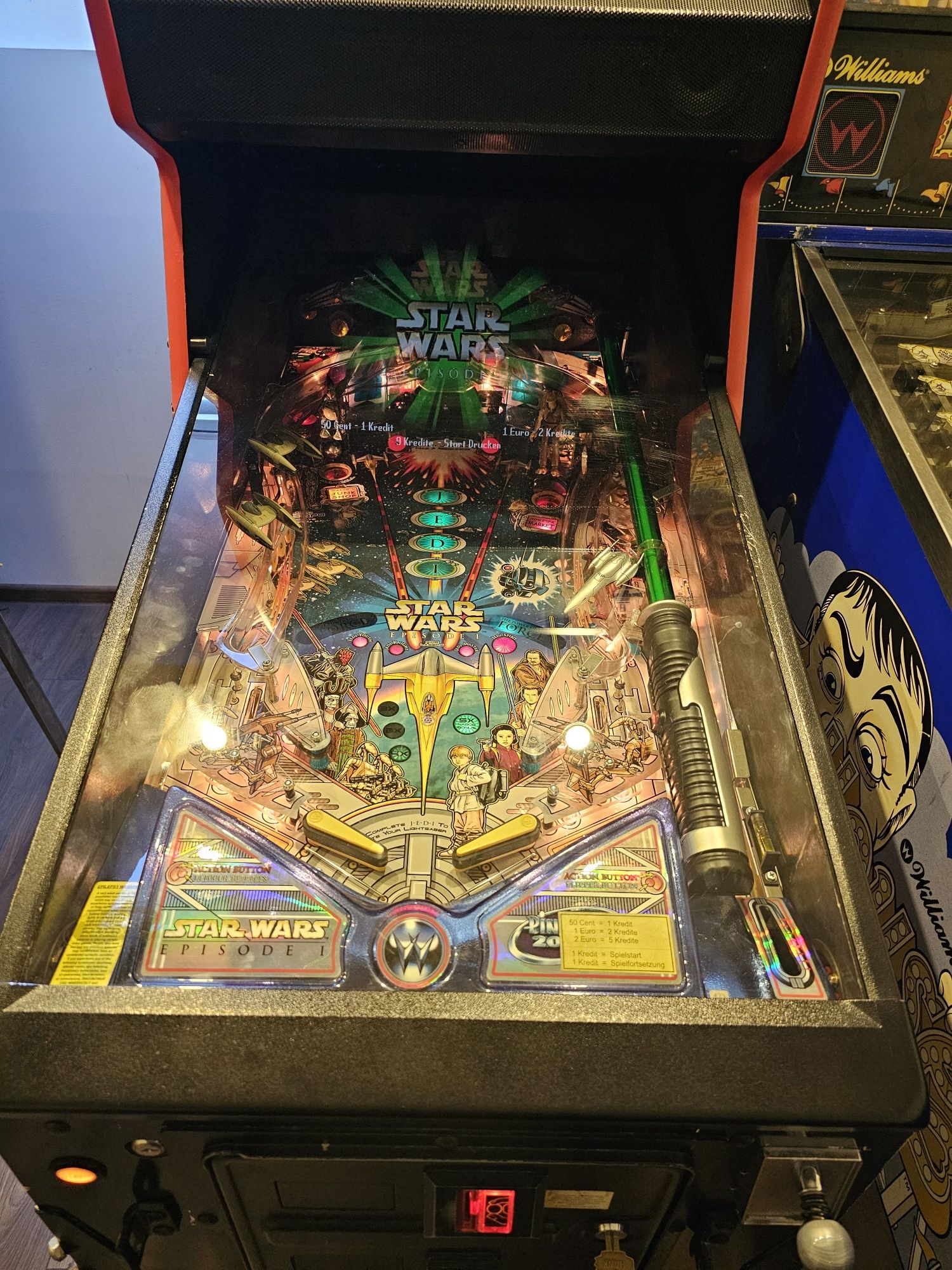 Flipper pinball star wars-revenge From mars