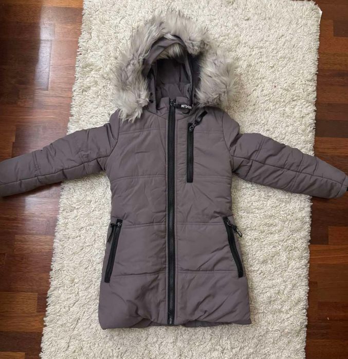 Куртка пуховик зимовий на дівчинку 128-134