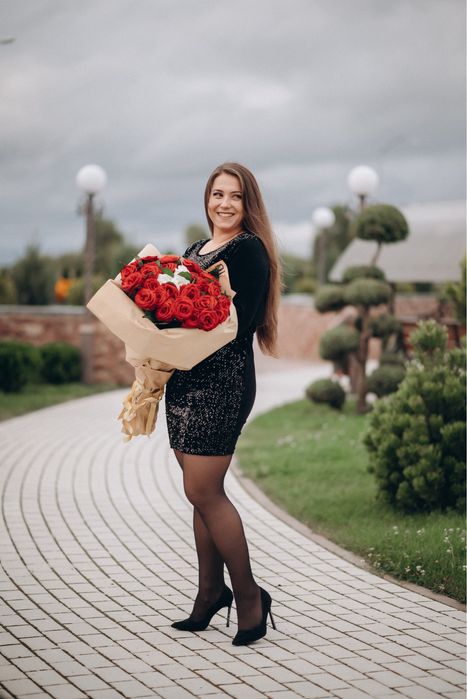 Плаття вечірнє ніжне