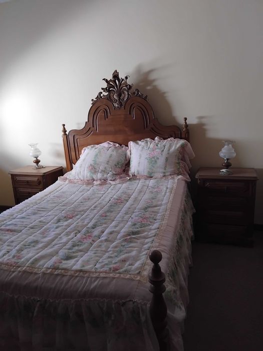 Mobília antiga venda urgente