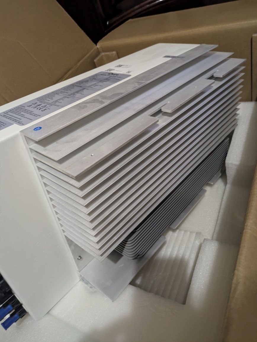 Гібридний Інвертор 6квт deye sun-6k-sg05l сонячнийp1-eu