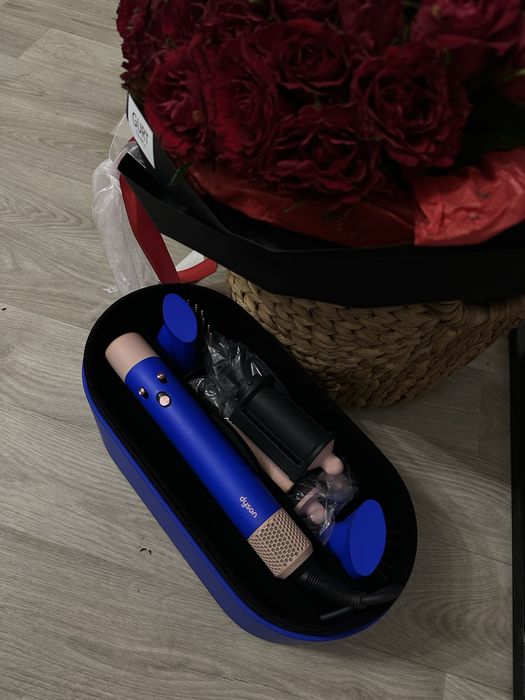 Dyson стайлер Blue