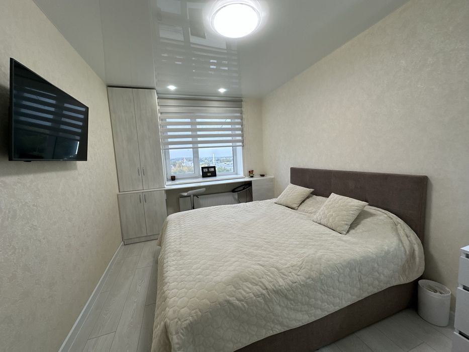 Продаж , Брама -1 / Слобожанський