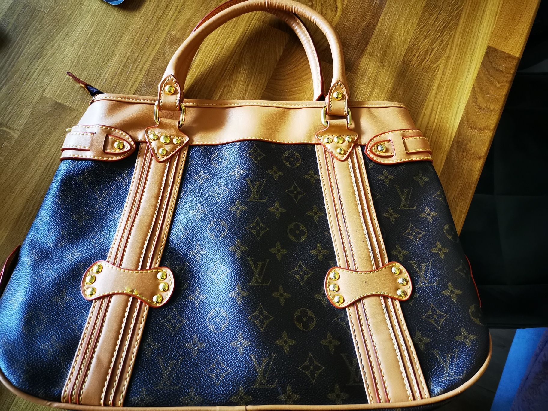 Torebka Louis Vuitton