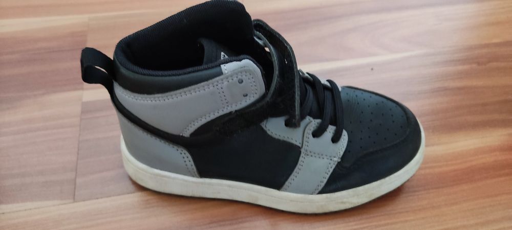 Buty chłopiec rozm. 30