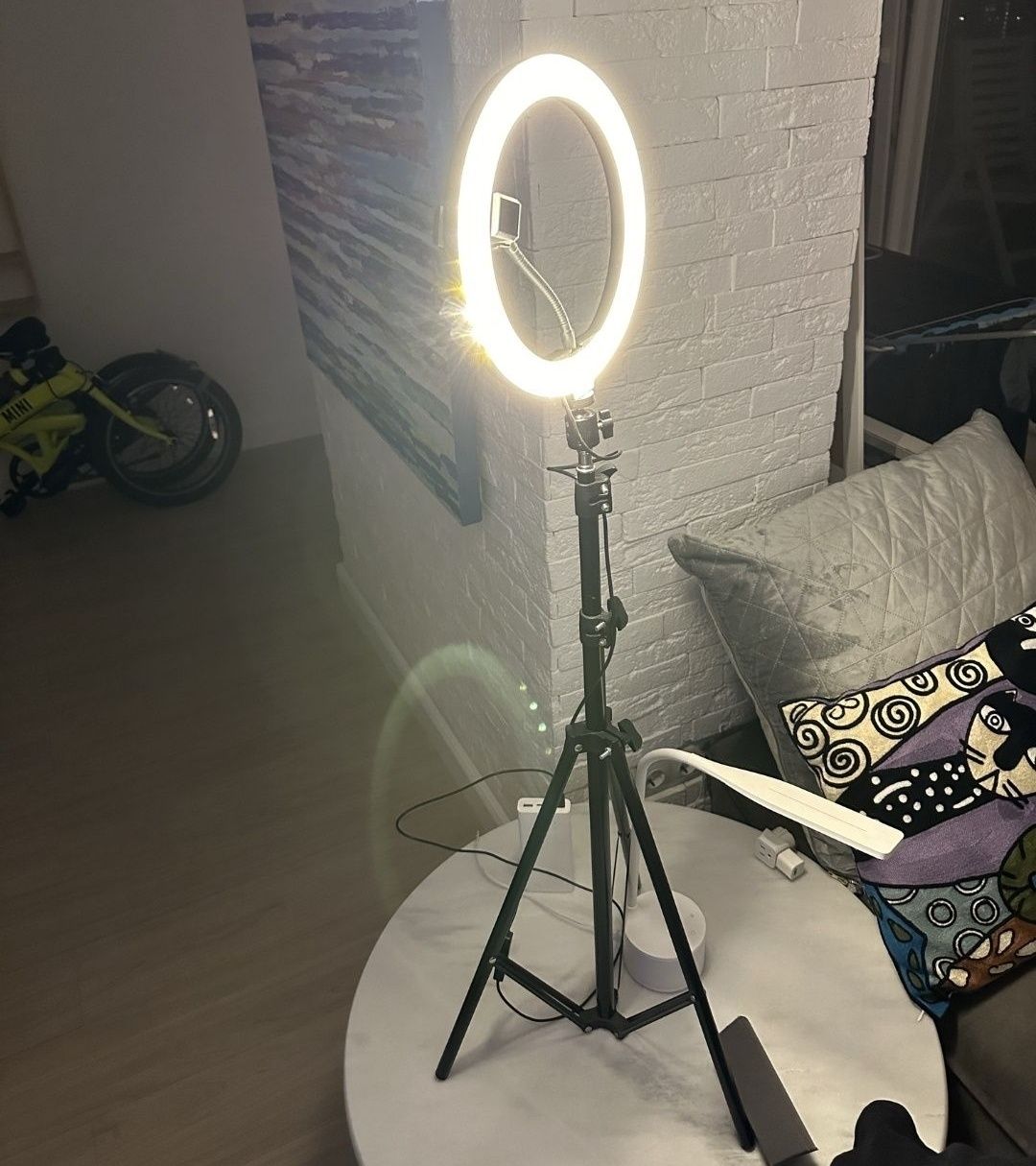 Набор Кольцевая лампа RGB 26см, MJ26 + 2м штатив