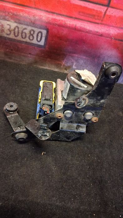 Блок ABS Renault Megane 3 476602003r
