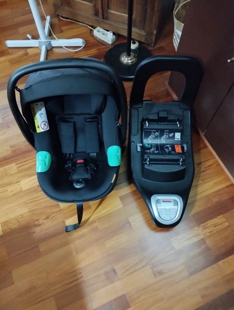 Ovo + isofix e espreguiçadeira chicco kiros