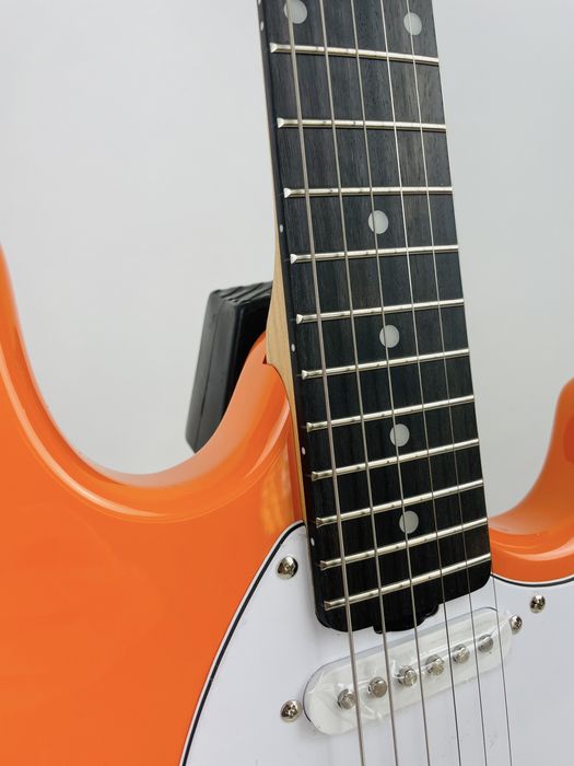 sterling by Music Man CT20 HSS (SRO) Cutlass Intro series