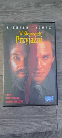 VHS W kleszczach przyjaźni