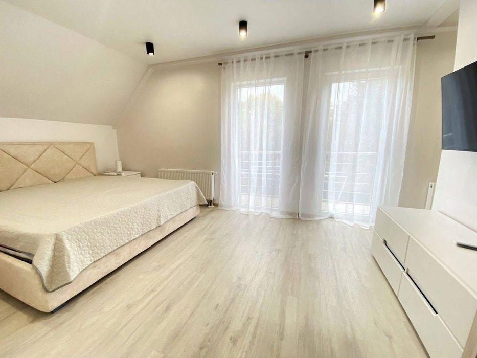 Русанівські Сади. Продаж окремого будинку в Києві