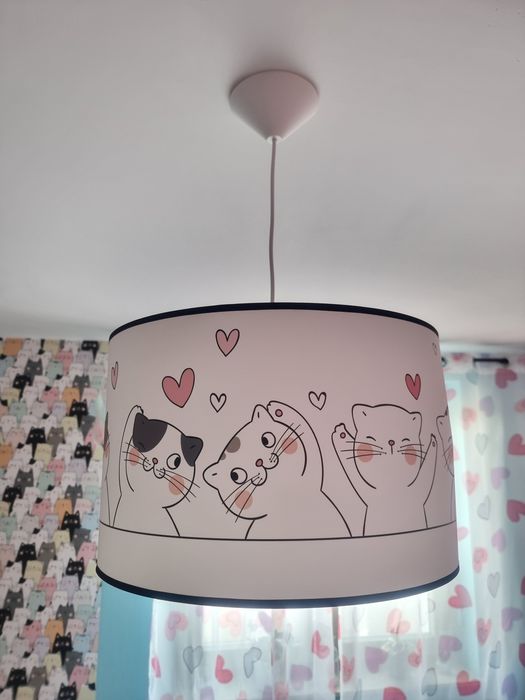 Lampa koty pokój dziecięcy