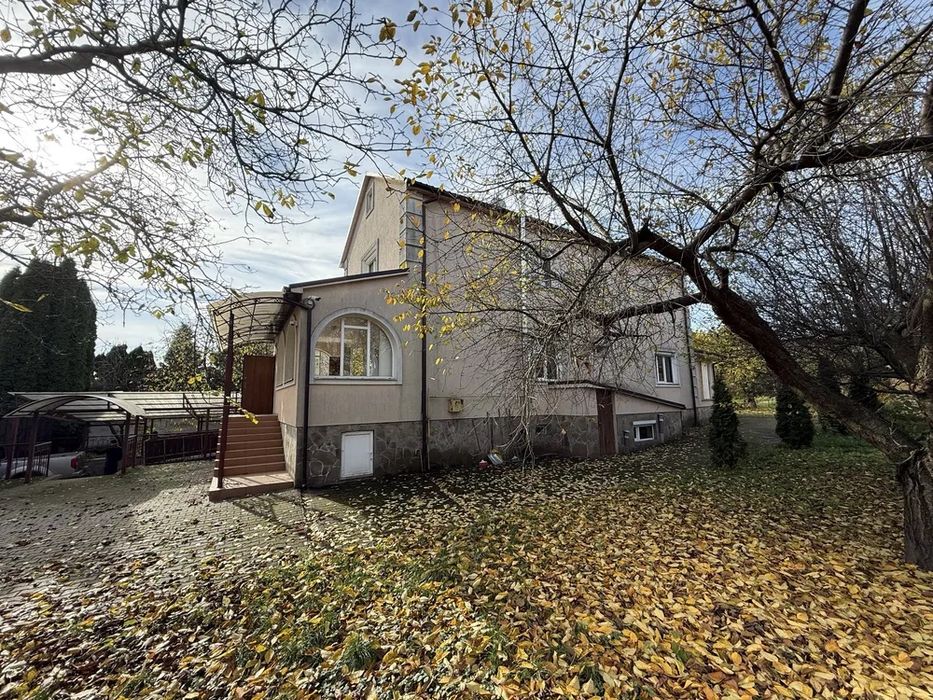 Будинок під Києвом поруч | 414м2| 24 сотки| Крюківщина поруч з ОЗЕРОМ