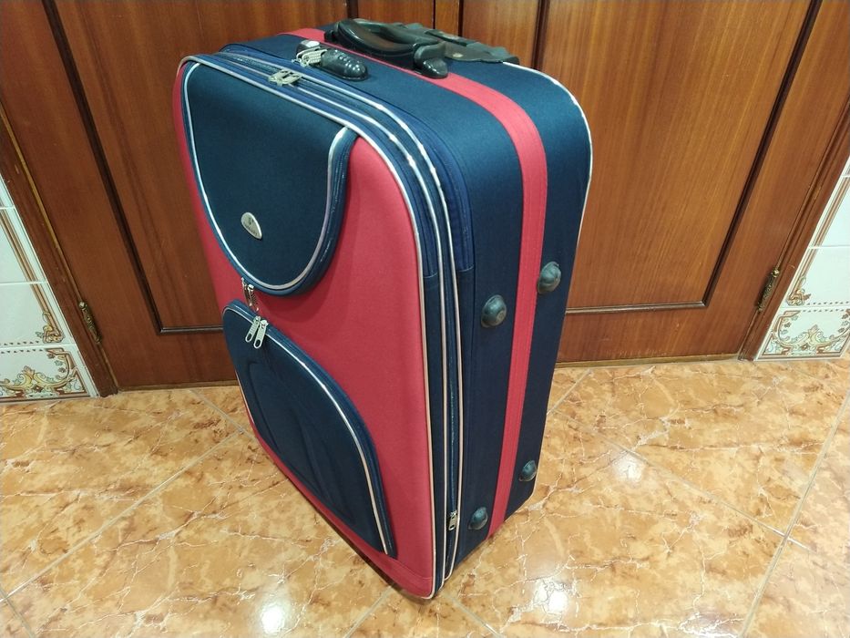 Mala malas de porão até 23 kg viagem casa quarto apartamento vivenda.