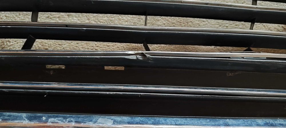 Решітка переднього бамперу Форд фієста 2018 року Америка