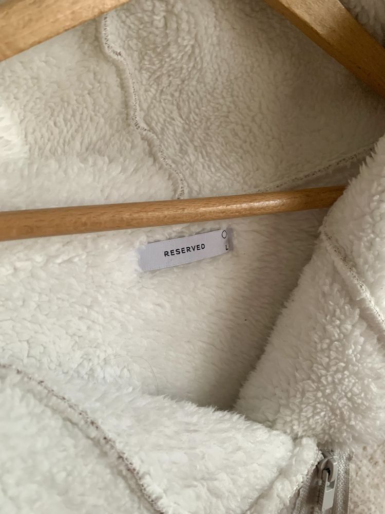 Kożuszek baranek reserved ciepły beżowy oversize
