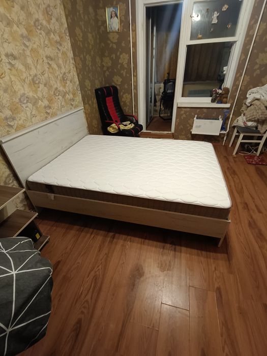 Продам ліжко 140*200 читайте опис!