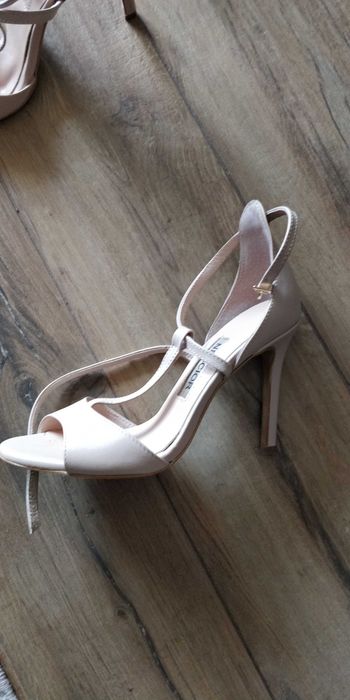 Szpilki nude Neścior naturalna skóra